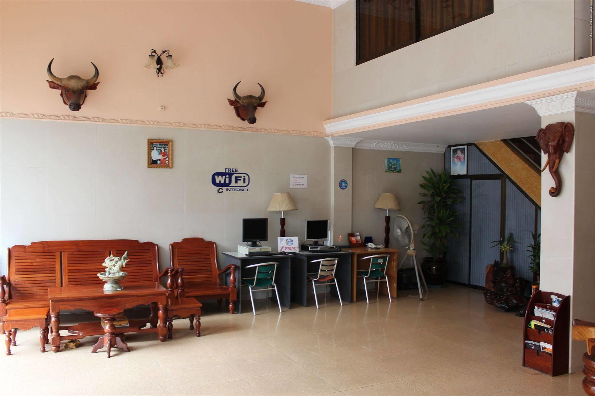 Lucky 1 Guesthouse Phnom Pen Exterior foto